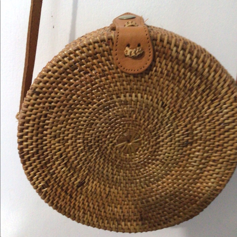 Round purse